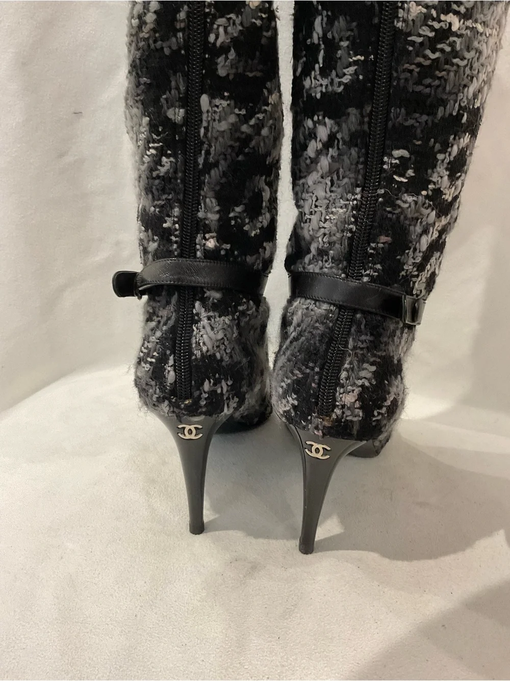 CHANEL vintage black